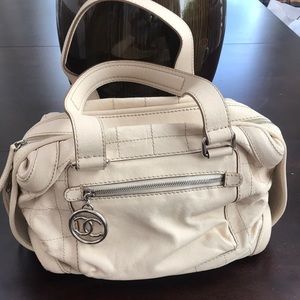 Chanel bag authentic